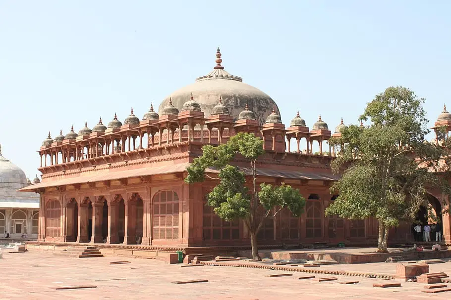 Sikri Tour Banner